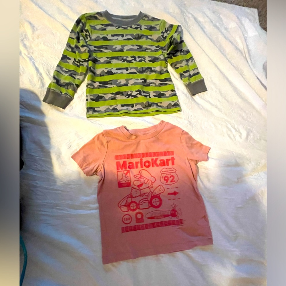 Mario Kart and Camo - Two boys shirts 👕 for the price of one…